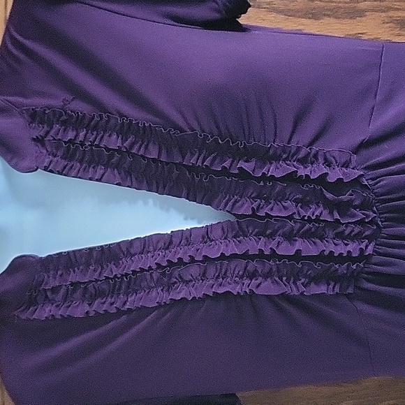 May BE Ruffled Top - Picture 2 of 9